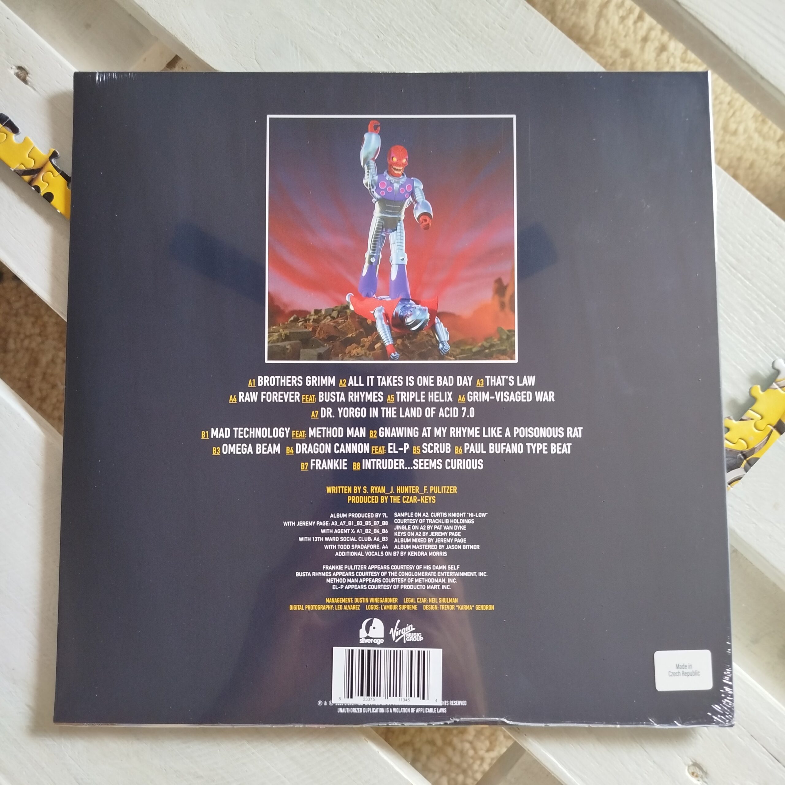 Czarface - Czarface Meets Frankie Pulitzer Ruby Red Vinyl Edition – Bild 2